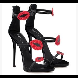 Giuseppe zanotti harmony bouche sandals